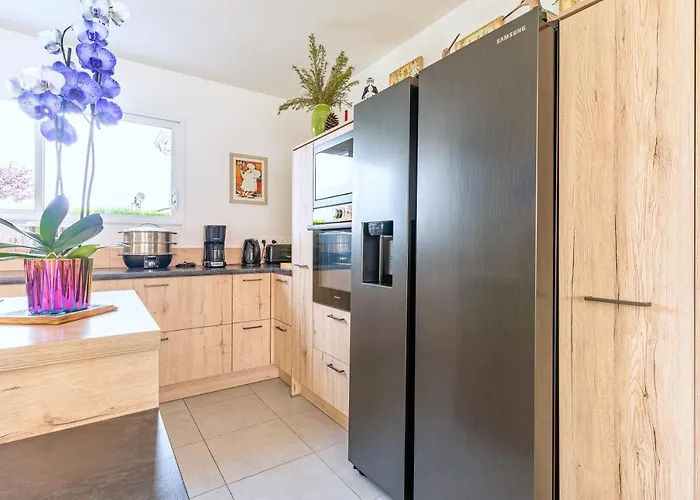 Nyaraló Du - Gastes